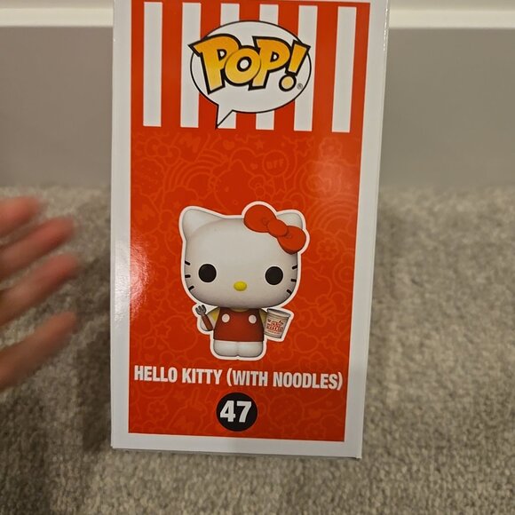 Funko Pop! Vinyl: Sanrio - Hello Kitty (With Noodles) - EB games(Exclusive) #47 - Picture 2 of 6